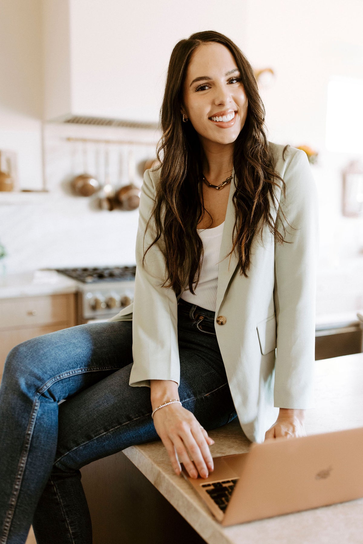 Online Acne Experts Esthetician offering virtual skincare and acne consultations